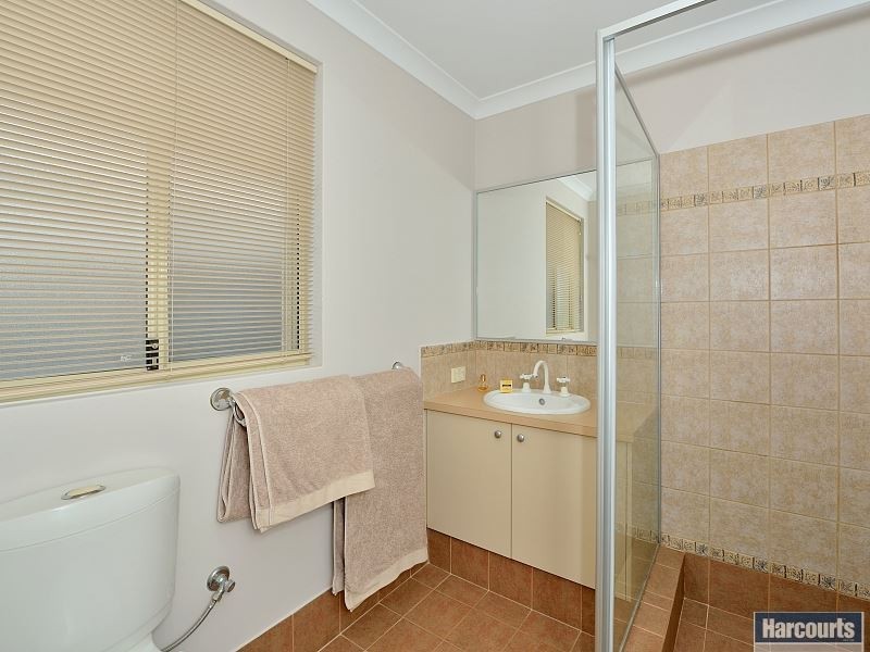 35 Tranquility Way, Halls Head WA 6210