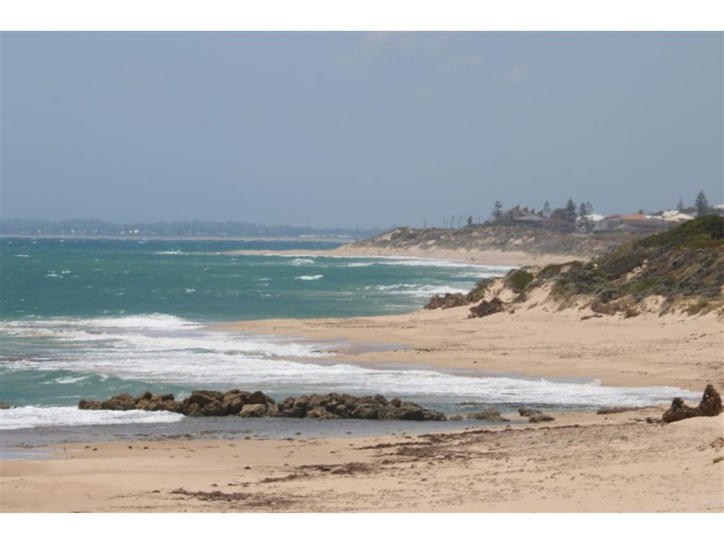 35 Tranquility Way, Halls Head WA 6210