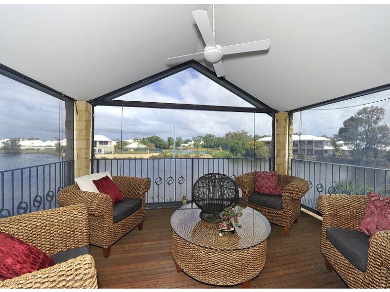 22 Carnarvon Way, Erskine WA 6210