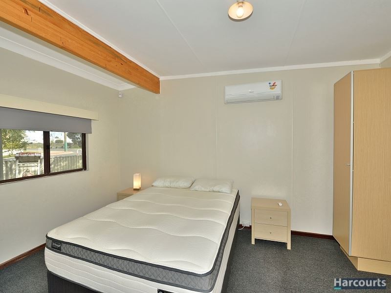 25 Wanjeep Street, Coodanup WA 6210