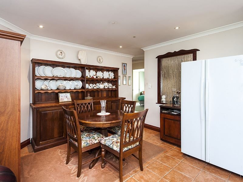 15 Hair Street, Waroona WA 6215