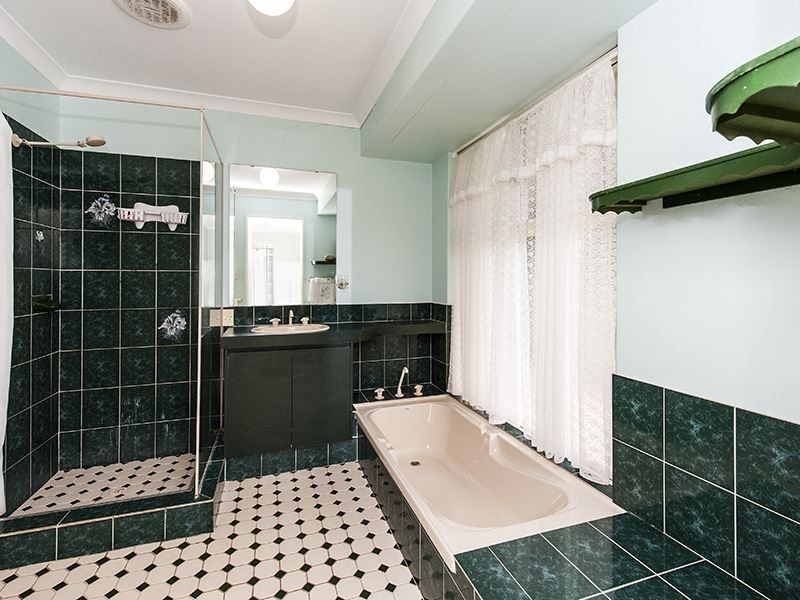 15 Hair Street, Waroona WA 6215