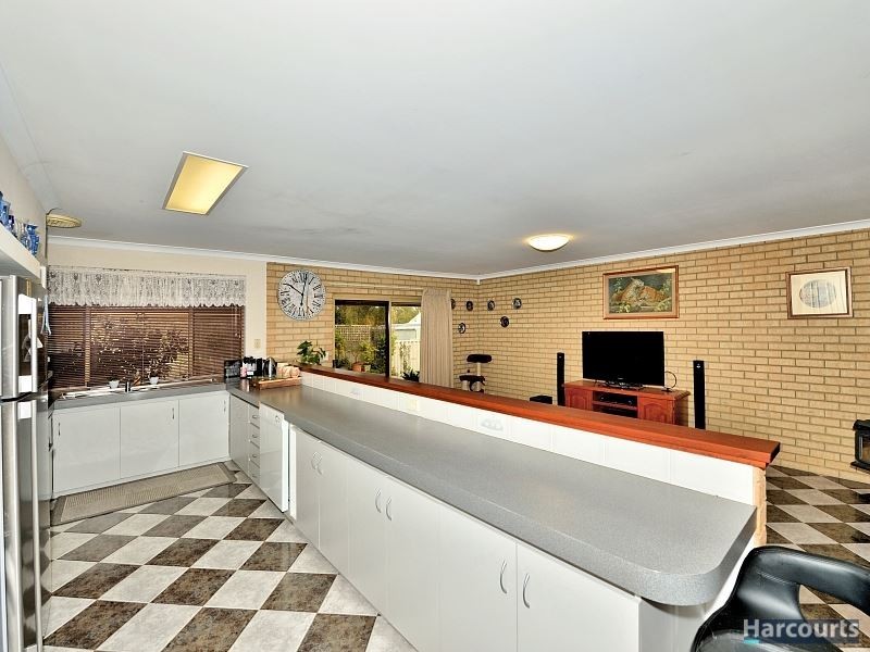 47 Glencoe Parade, Halls Head WA 6210