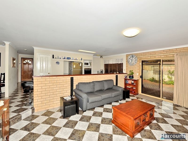 47 Glencoe Parade, Halls Head WA 6210