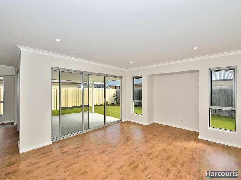 3 Anhinga Trail, Dudley Park WA 6210