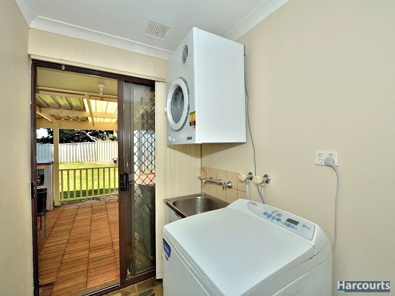 11 Maclaggan Turn, Coodanup WA 6210