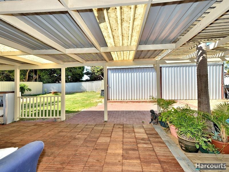 11 Maclaggan Turn, Coodanup WA 6210