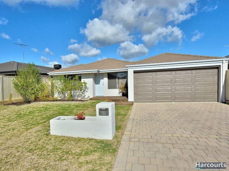 11 Highcliffe Circle, Lakelands WA 6180