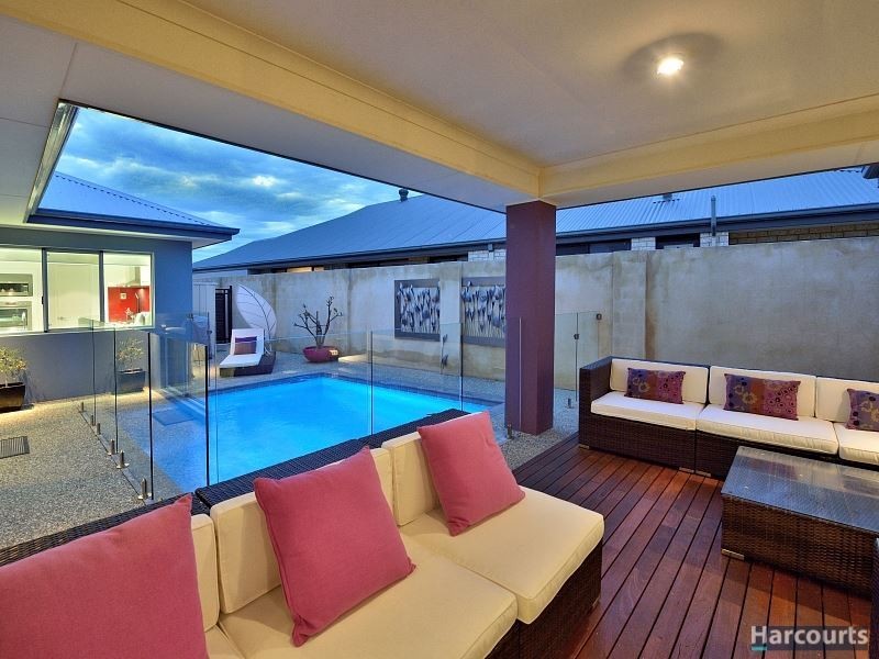 5 Crowsnest Terrace, Wannanup WA 6210