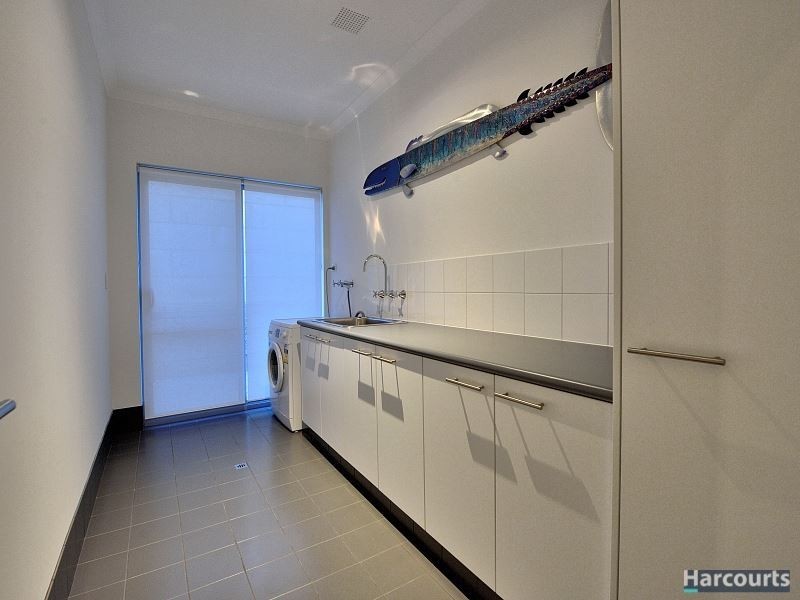 5 Crowsnest Terrace, Wannanup WA 6210