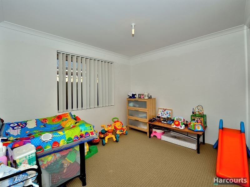 37 Pinehurst Loop, Meadow Springs WA 6210