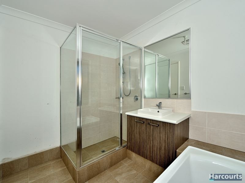 37 Pinehurst Loop, Meadow Springs WA 6210