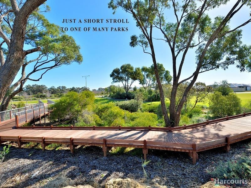 37 Pinehurst Loop, Meadow Springs WA 6210