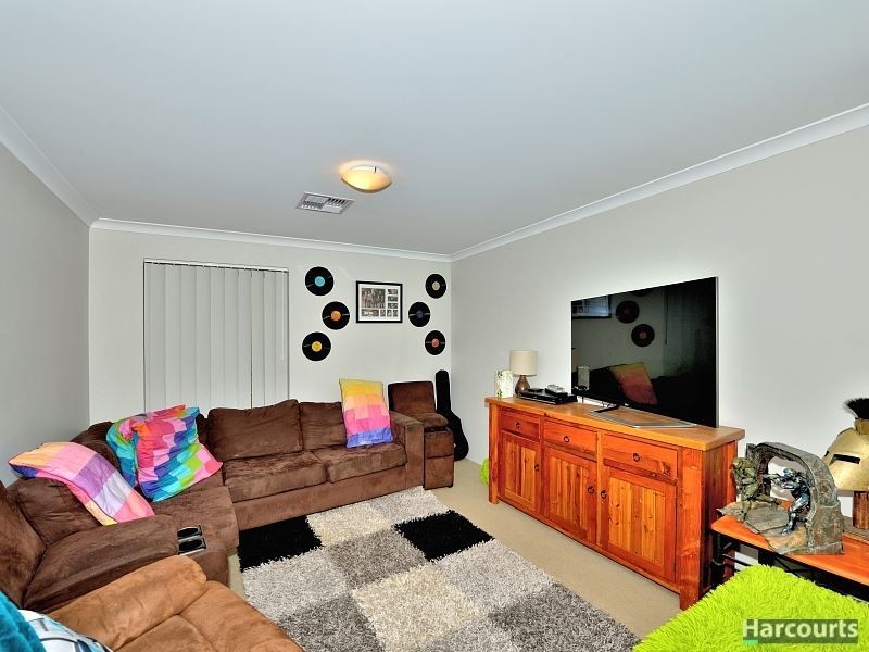 55 Greenville Vista, Meadow Springs WA 6210