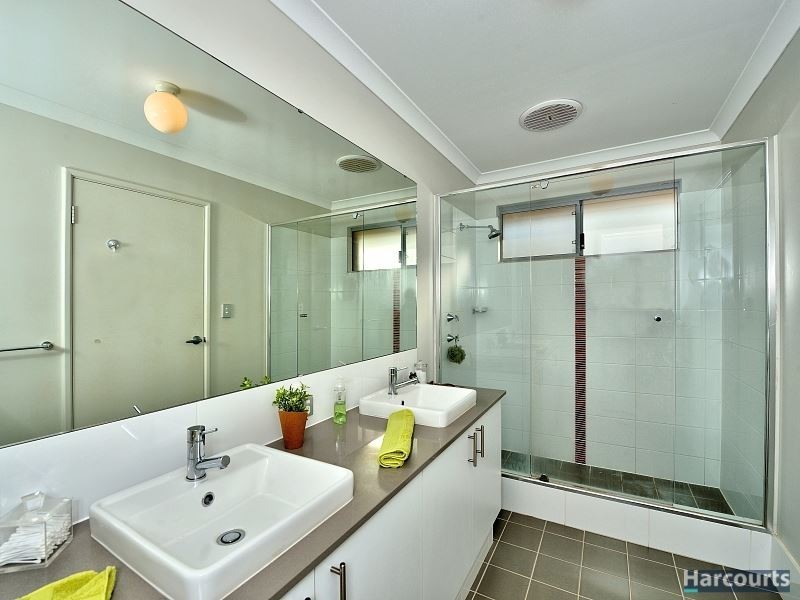 55 Greenville Vista, Meadow Springs WA 6210