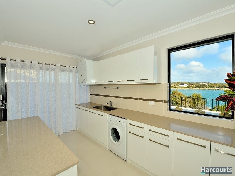 31 Australis Circle, Wannanup WA 6210