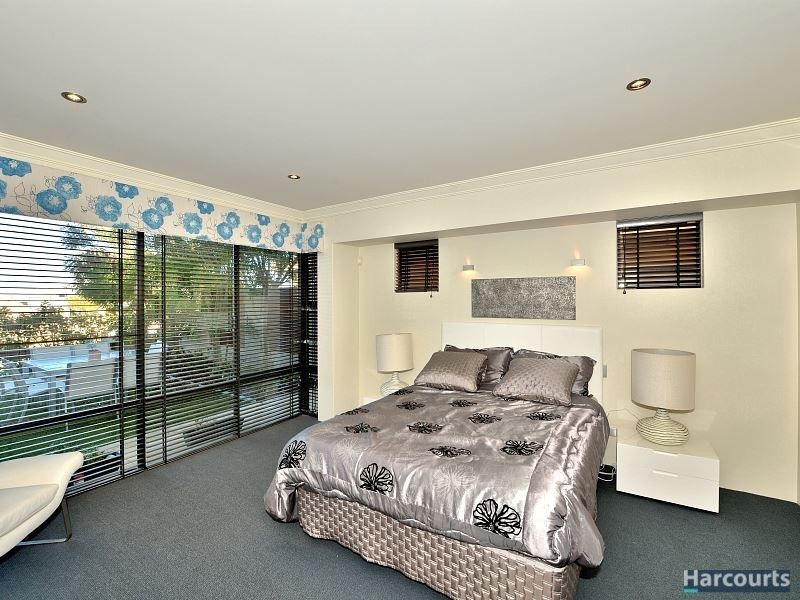 5 Waterlily Drive, Dudley Park WA 6210