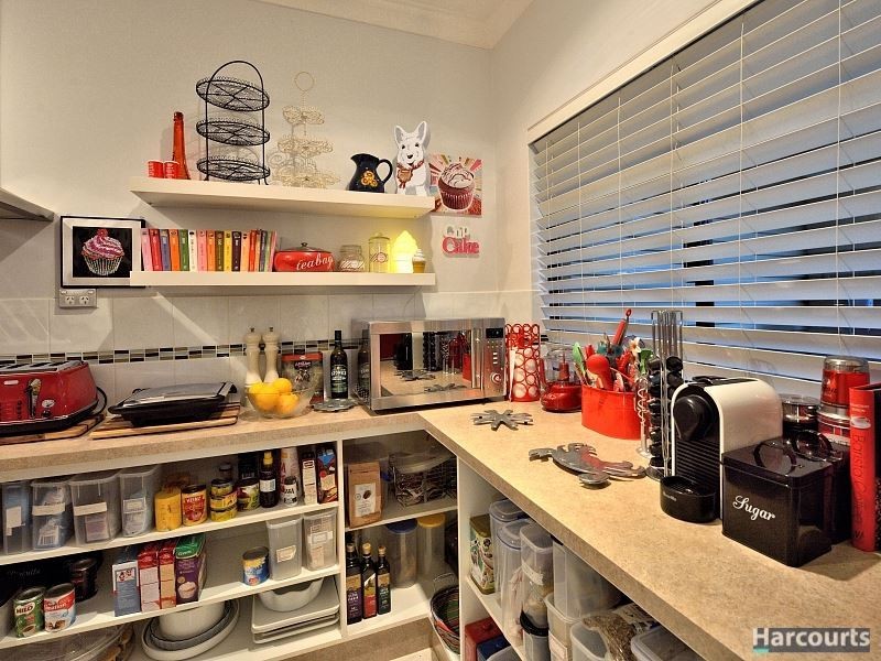 33 Perseus Road, Silver Sands WA 6210