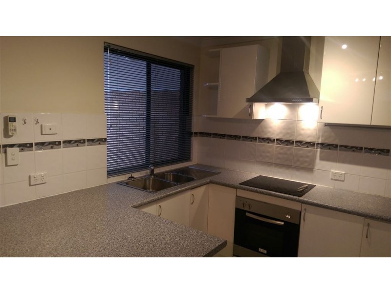 3/11 Creery Street, Dudley Park WA 6210