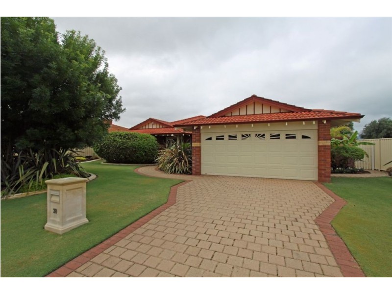 38 Leveque Loop, San Remo WA 6210