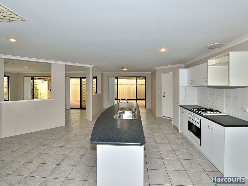 13 Pytheas Approach, Dudley Park WA 6210