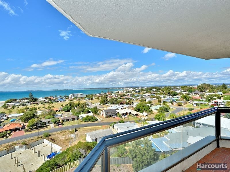 30/6A Valley Road, Halls Head WA 6210