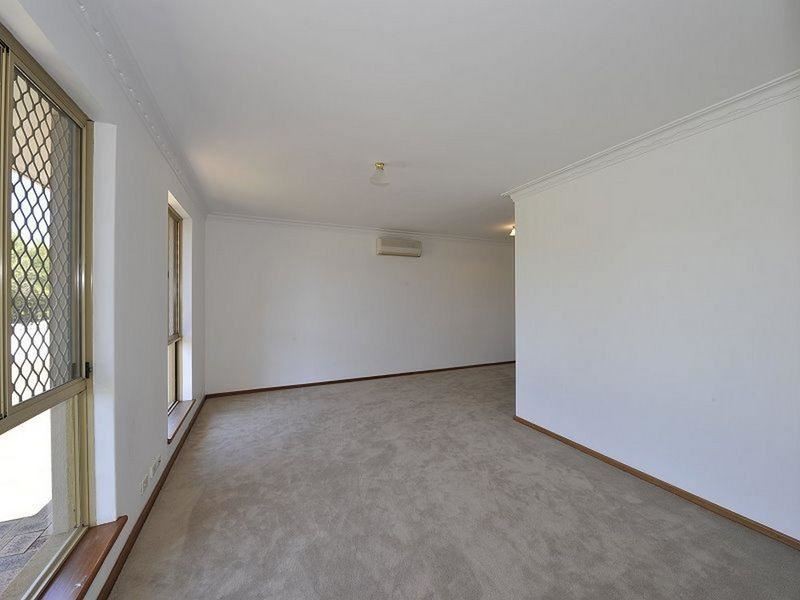 4 Watersun Drive, Silver Sands WA 6210