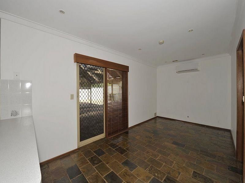 4 Watersun Drive, Silver Sands WA 6210