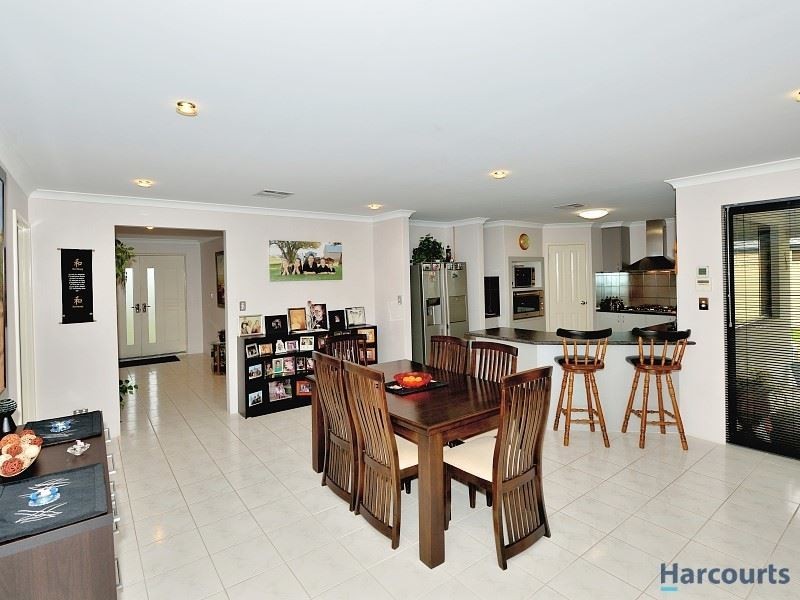 5 Tandure Heights, Lakelands WA 6180