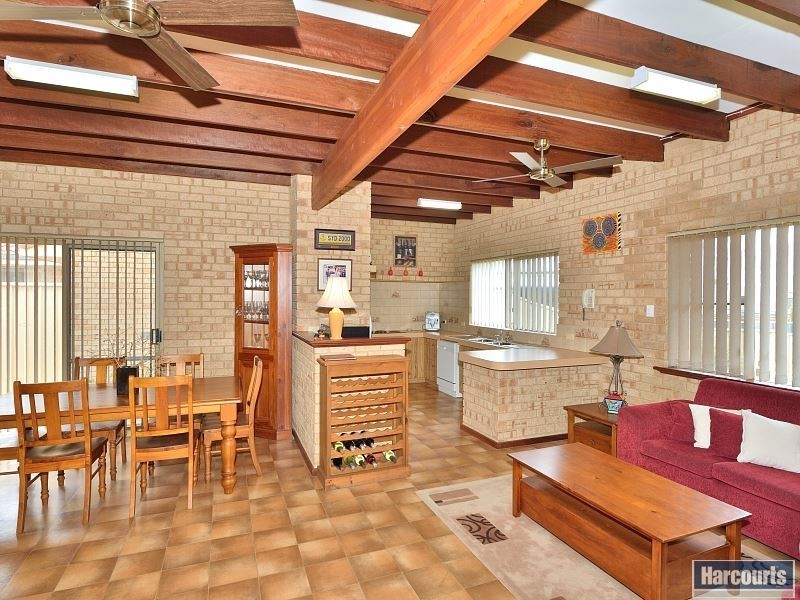 30 Parmelia Way, Madora Bay WA 6210