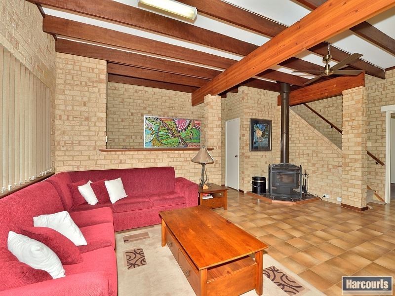 30 Parmelia Way, Madora Bay WA 6210