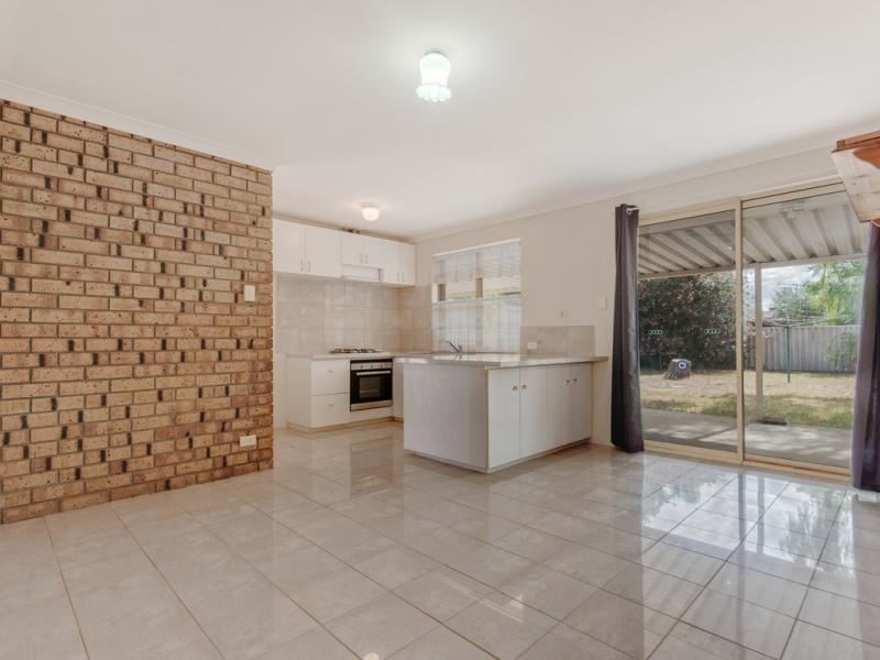 17 Teranca Road, Greenfields WA 6210