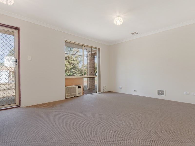 17 Teranca Road, Greenfields WA 6210