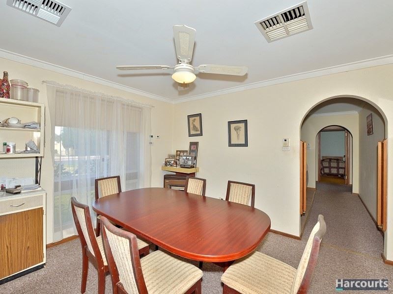 20 Leigh Street, Dudley Park WA 6210