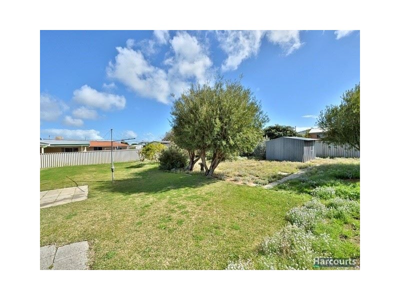 20 Leigh Street, Dudley Park WA 6210