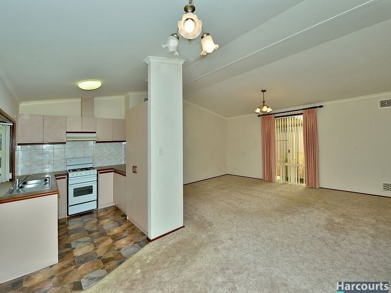 67 Hibiscus Drive, Mandurah WA 6210