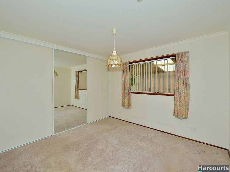 67 Hibiscus Drive, Mandurah WA 6210