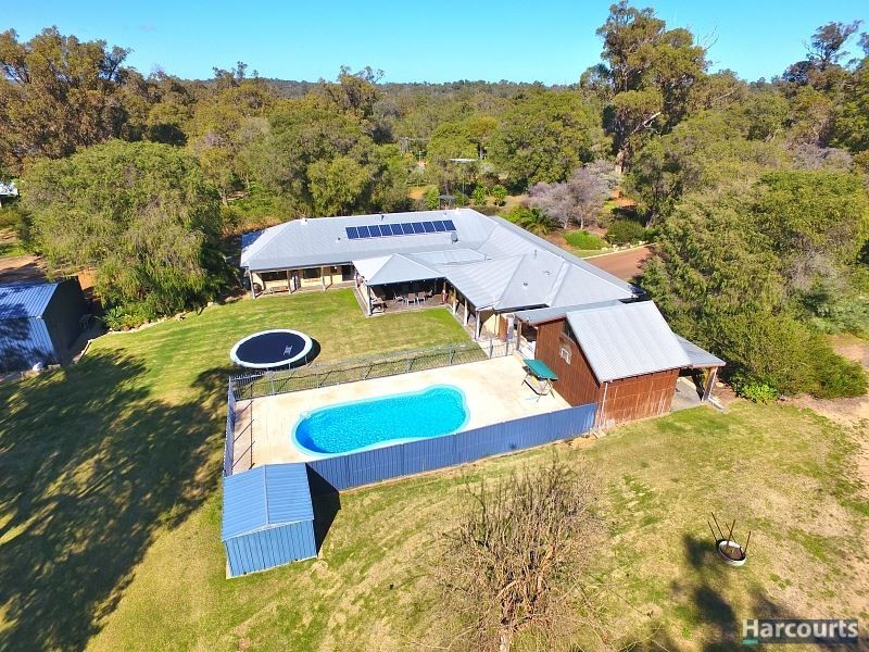 4 Tallangatta Place, Bouvard WA 6211