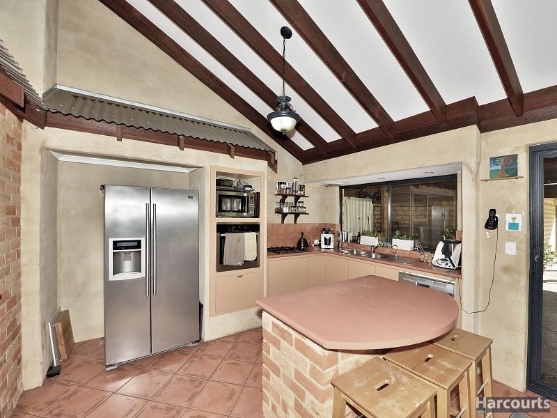 4 Tallangatta Place, Bouvard WA 6211