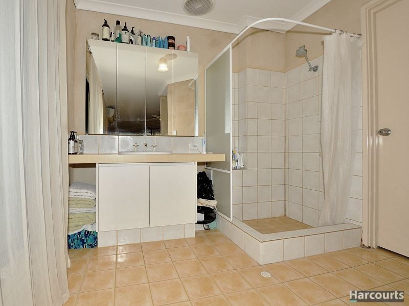 4 Tallangatta Place, Bouvard WA 6211