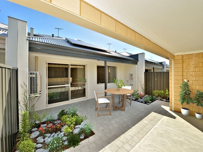 9 Quendamia Lane, Mandurah WA 6210