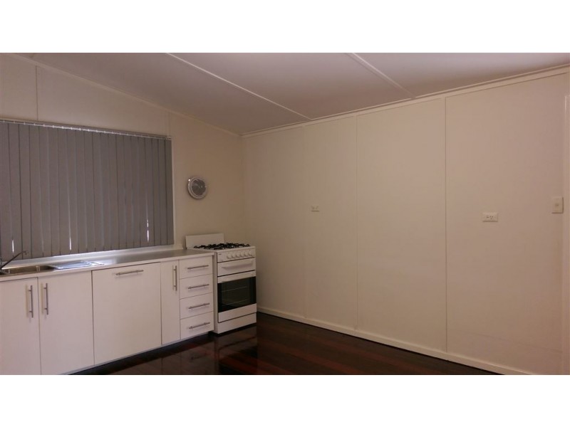 36 Derek Street, Coodanup WA 6210
