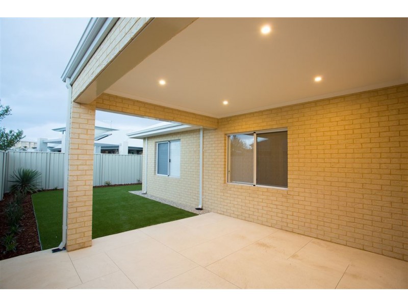 73 Kingscliffe Drive, Golden Bay WA 6174