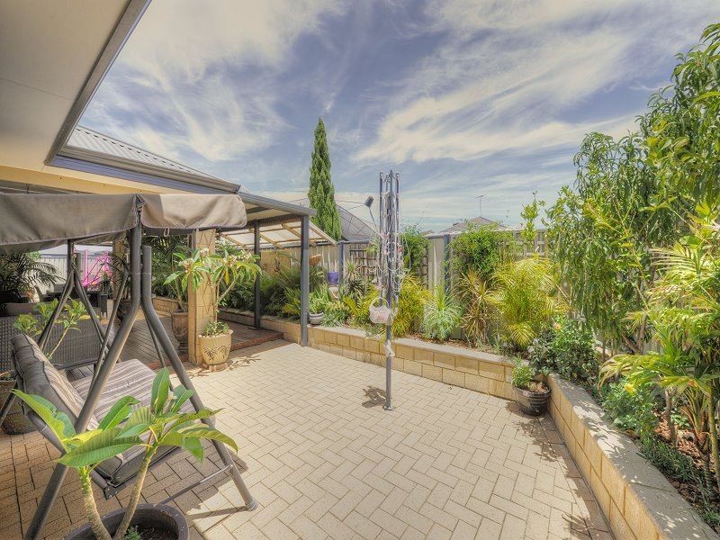 35 Eldorado Loop, Meadow Springs WA 6210