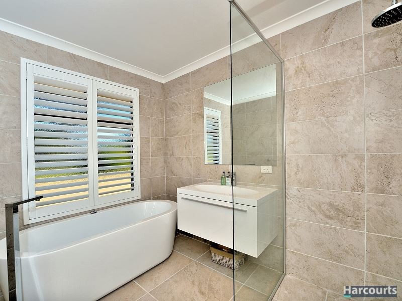 28 Peaceful Waters Drive, Barragup WA 6209