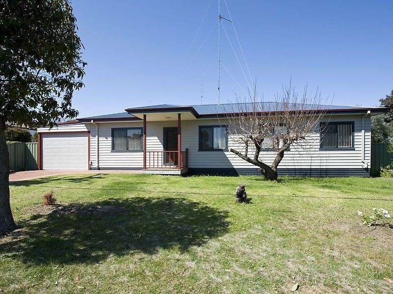 2/27 Thatcher Street, Waroona WA 6215