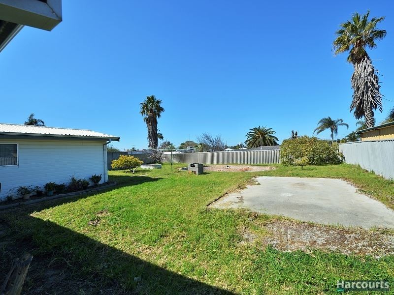 5 Crawford Street, Mandurah WA 6210