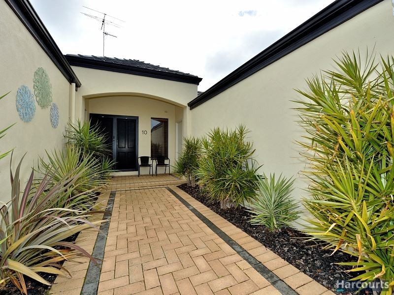 10 Chyverton Corner, Erskine WA 6210