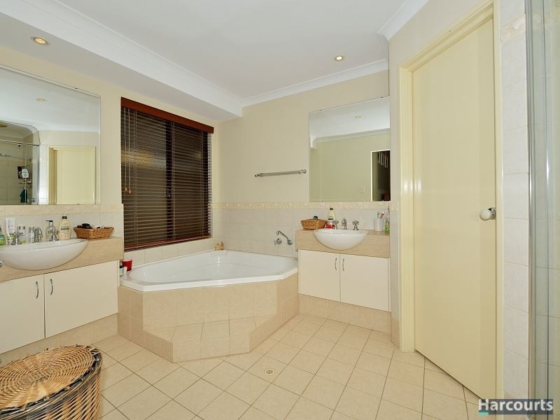 10 Chyverton Corner, Erskine WA 6210