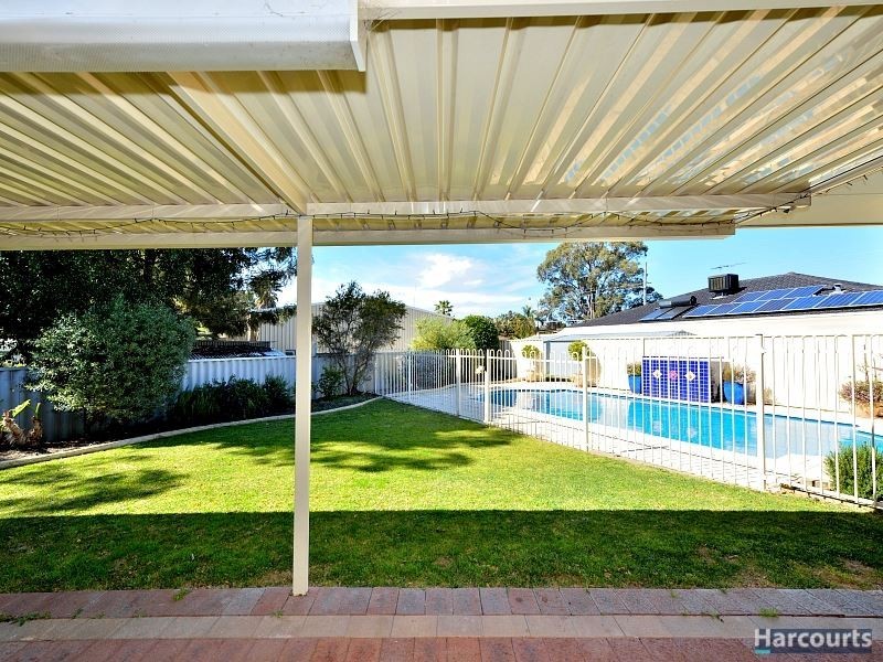 15 Brighton Place, Greenfields WA 6210